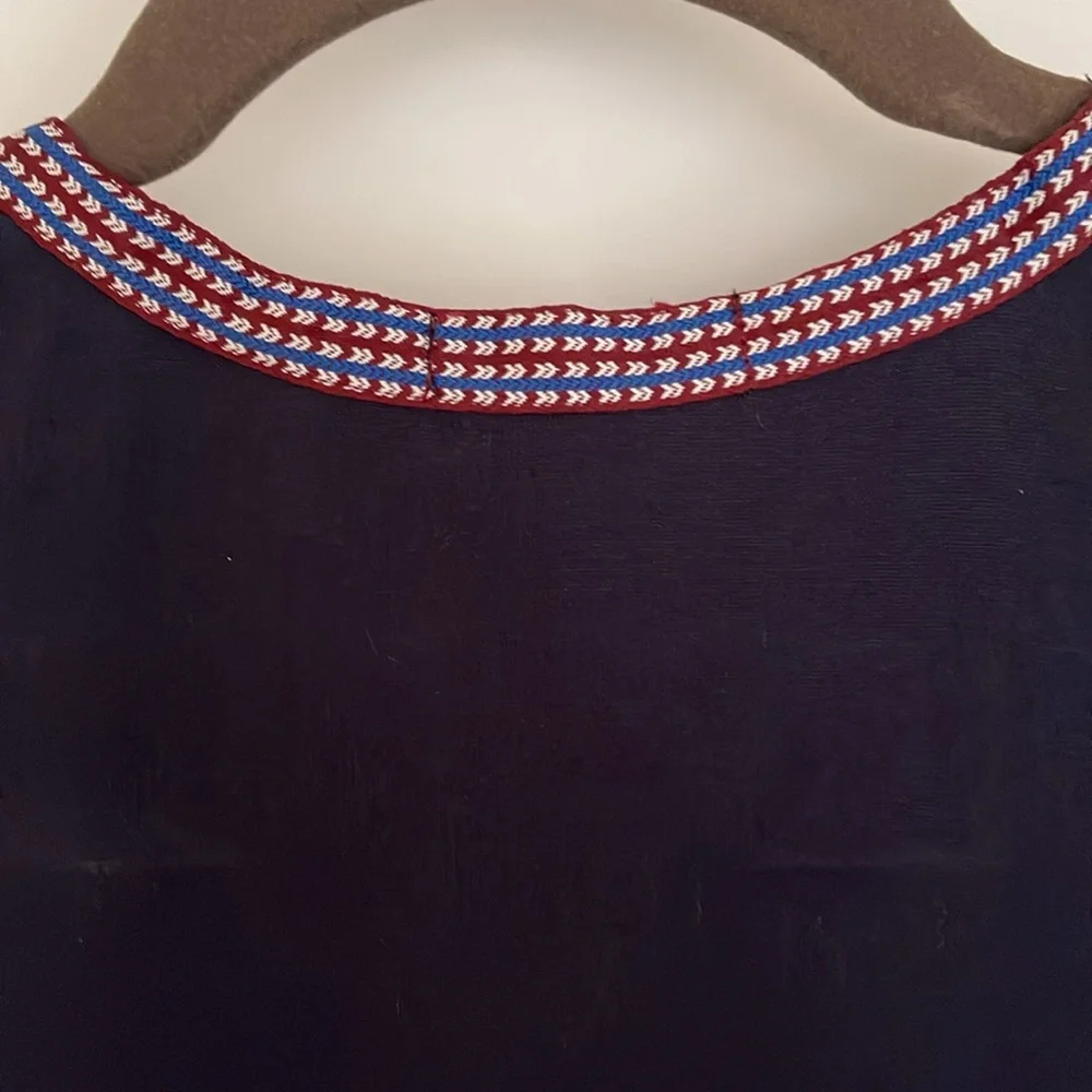 J-CREW SLEEVELESS TOP
